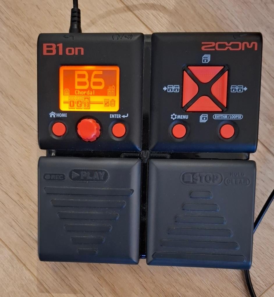 Zoom B1 on, Muziek en Instrumenten, Ophalen, Zo goed als nieuw, Multi-effect