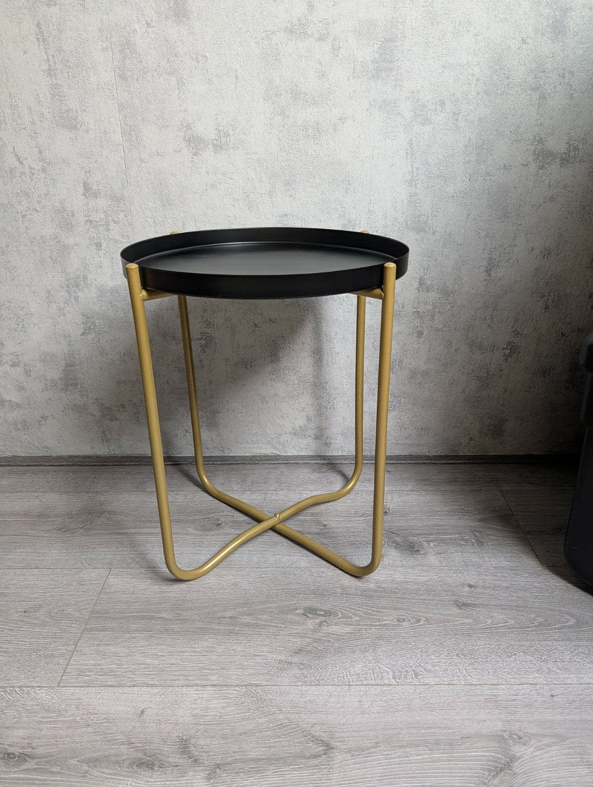 Bijzettafel zwart/goud – planten tafel, Ophalen of Verzenden, Zo goed als nieuw, Hout