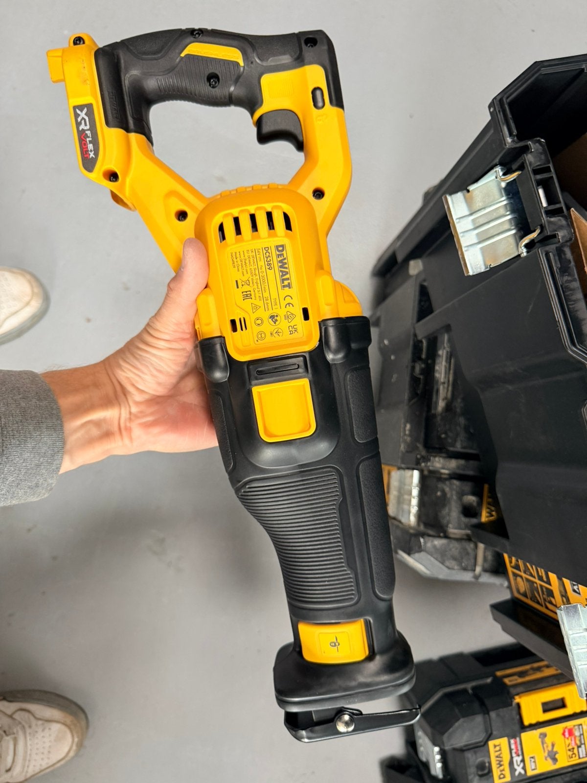 Dewalt recripozaag DCS389NT nieuw in doos ongebruikt, Ophalen, 70 mm of meer, Nieuw, Reciprozaag