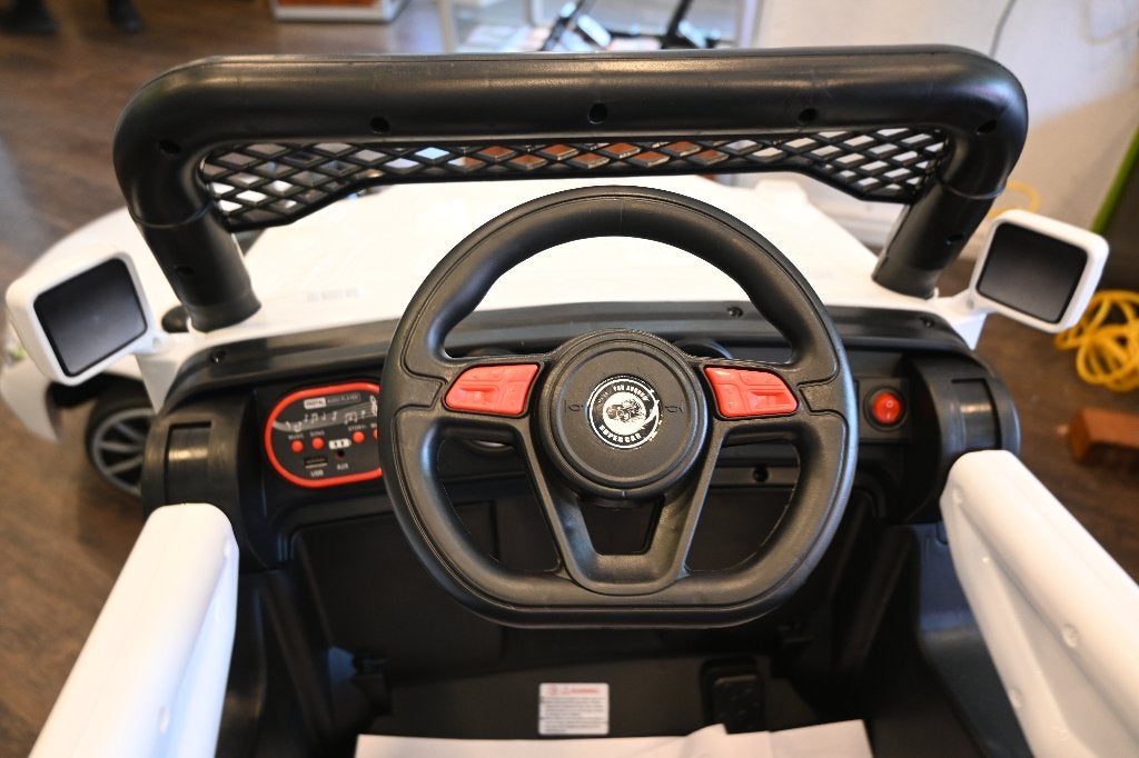 Elektrische kinderauto 'Supercar' - Wit / Nieuw, Info@onbekendfabrikant.nl, Ophalen of Verzenden, Onbekend Fabrikant Speelgoed