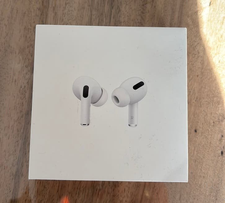 Airpods pro doosje + extra oordopjes, Ophalen of Verzenden, Nieuw, Apple