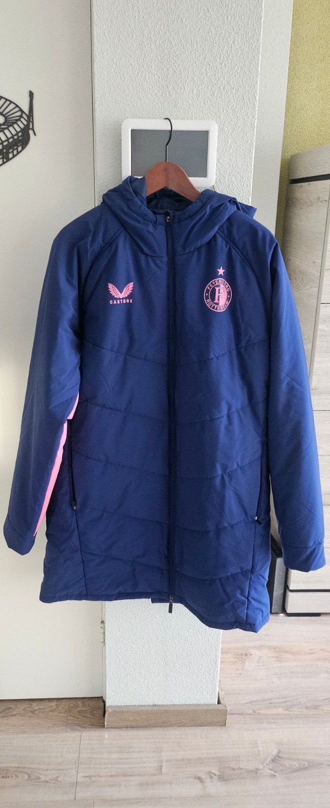 Castore Winterjas Maat L - Slechts 1 keer gedragen, Kleding | Dames, Blauw, Maat 42/44 (L), Ophalen of Verzenden, Zo goed als nieuw