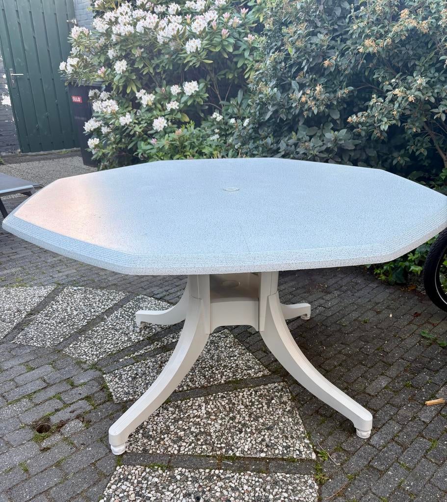 Tuintafel Hartman, Tuin en Terras, Tuintafels, Ophalen, Zo goed als nieuw, Rond, Kunststof