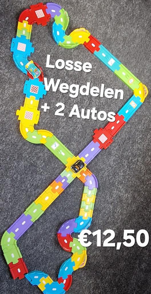 Flexibele Racebaan met 2 Auto's - Losse Wegdelen, Ophalen, Zo goed als nieuw, 2 tot 4 jaar