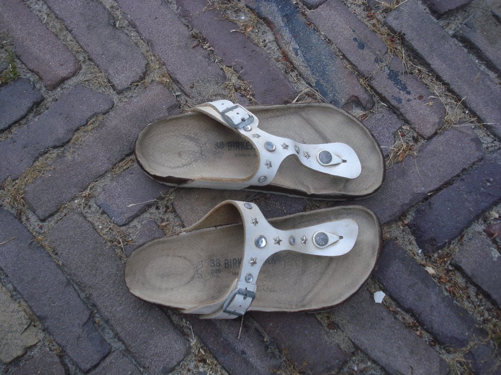 BIRKENSTOCK GIZEH WIT 38 NU GRATIS VERZENDING PER POST, Slippers, Verzenden, Wit, Zo goed als nieuw