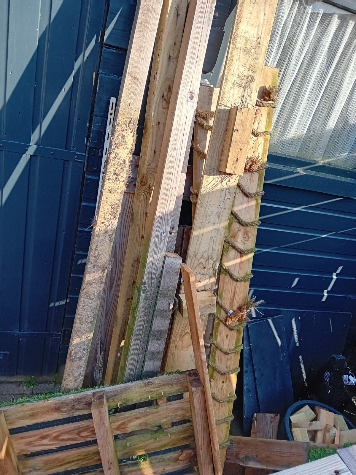 Brandhout. Planken / balken, Tuin en Terras, Minder dan 3 m³, Ophalen