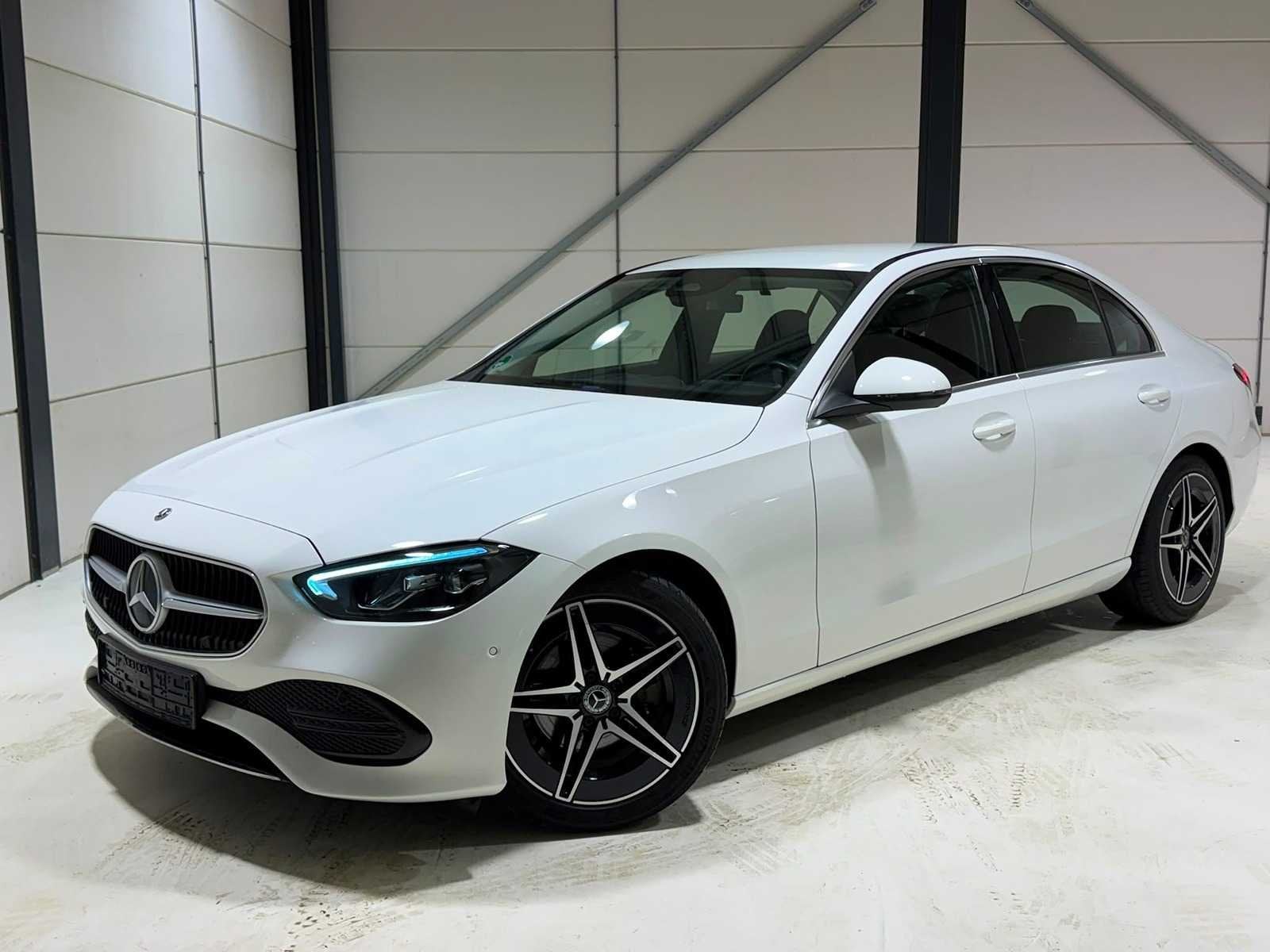Mercedes-Benz - 2022 - C-klasse - 180 AMG Line - Automaat -, Automaat, Euro 6, 4 cilinders, Wit