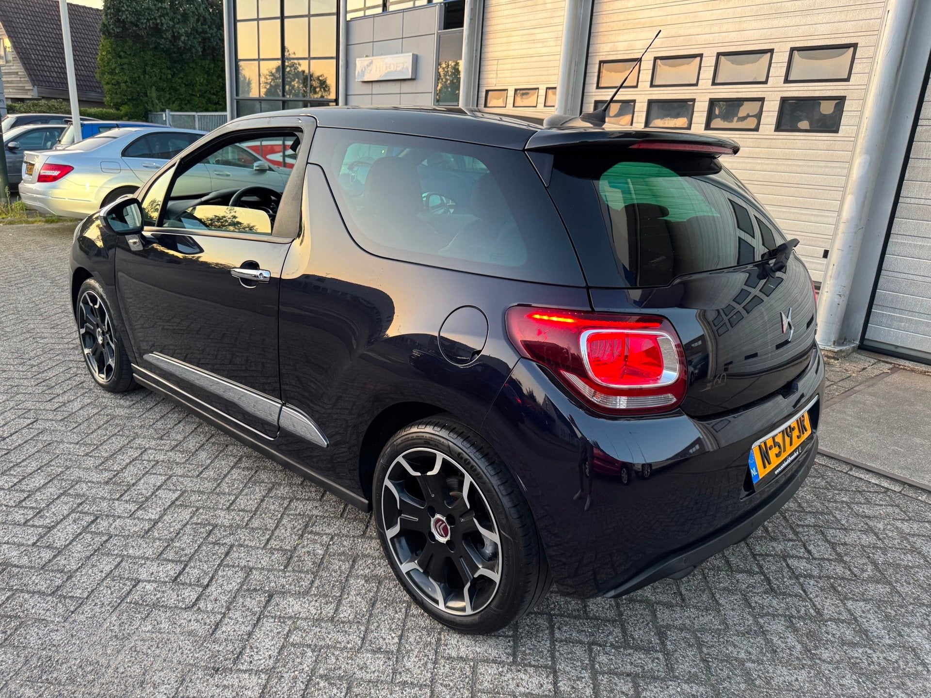 DS 3 1.6 THP Sport Chic Xenon, Leer, Navi, Auto's, Voorwielaandrijving, Gebruikt, Euro 6, 4 cilinders