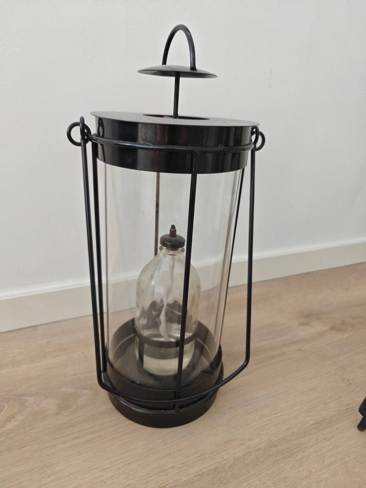 Sfeervolle olielamp/windlicht - Zwart metaal en glas, Overige merken, Zwart, Overige fittingen, Zo goed als nieuw