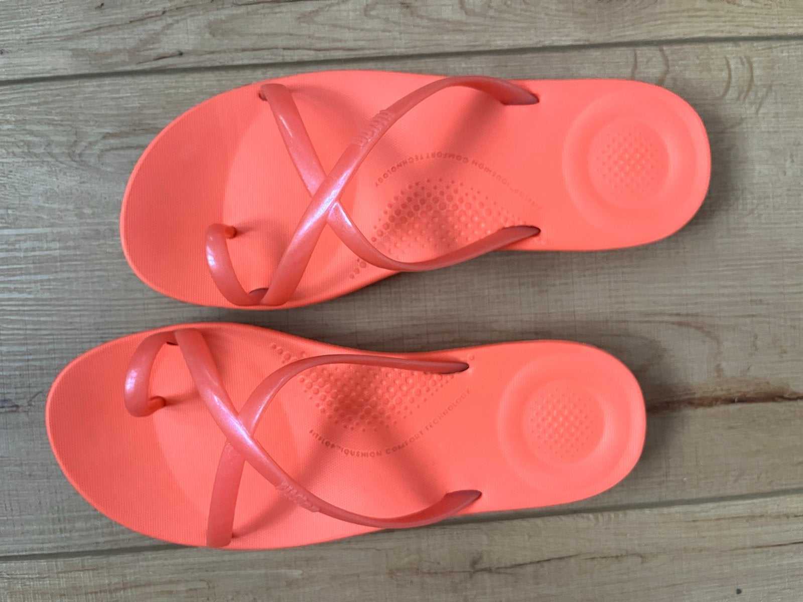 FitFlops maat 40 - Nauwelijks gedragen, Kleding | Dames, Schoenen, Ophalen of Verzenden, Zo goed als nieuw, Slippers