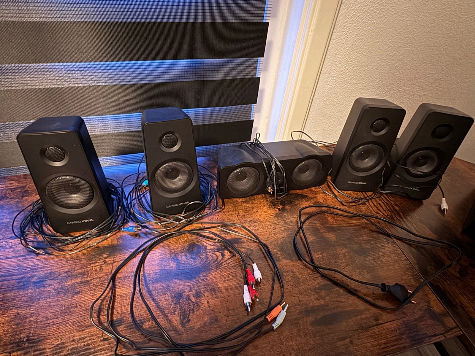 Trust Tytan 5.1 Surround Speaker Set 180W - Gaming x Trust, Ophalen of Verzenden, Zo goed als nieuw, Audiokanaal 5.1