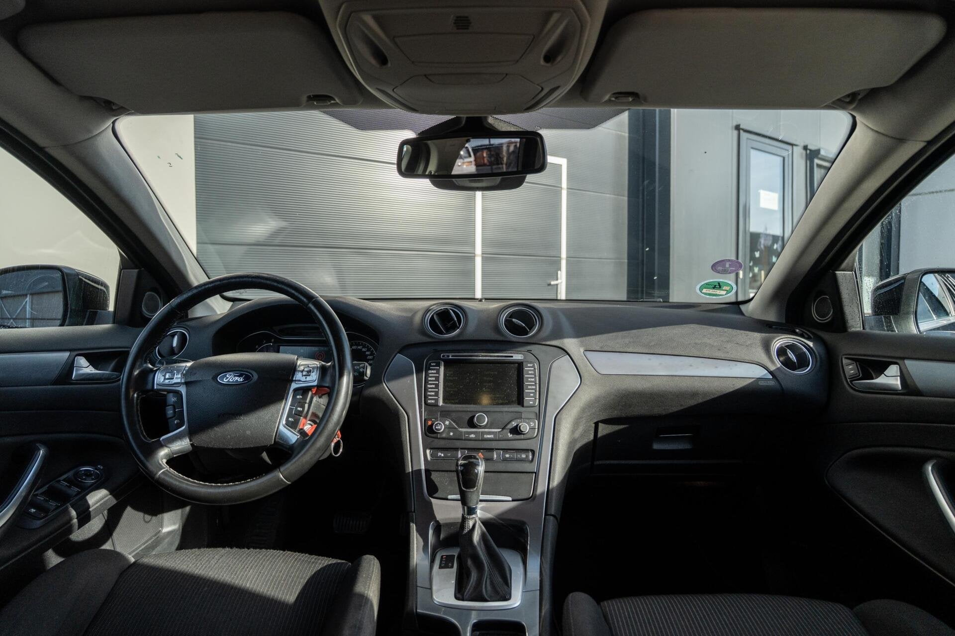 Ford Mondeo Wagon 2.0 EcoBoost S-Edition MEMORY|CAM|BOMVOL!, Euro 5, Stof, 1800 kg, Zwart