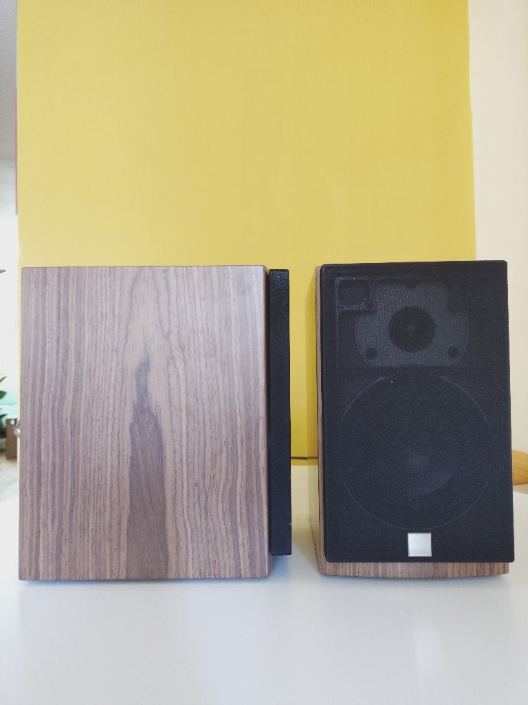 DALI Menuet speakers, Inclusief kabels, Zo goed als nieuw, Boekenplank luidspreker, Ophalen