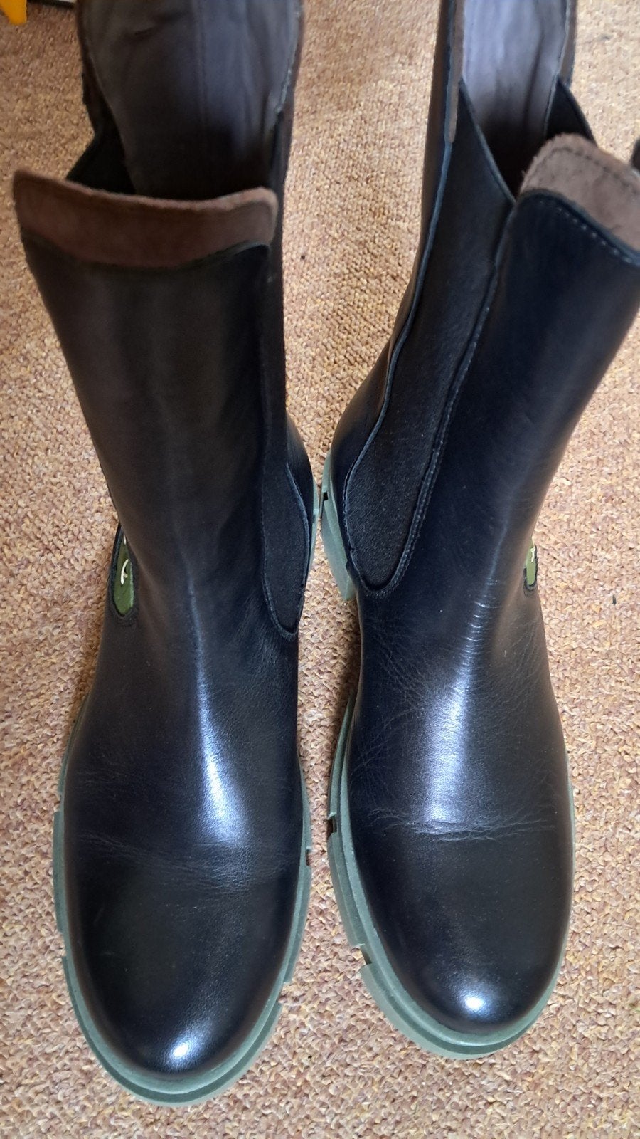 Rogue Republic Chelsea boots - Zwart met groene zool, Zwart, Lage of Enkellaarzen, Nieuw, Ophalen of Verzenden