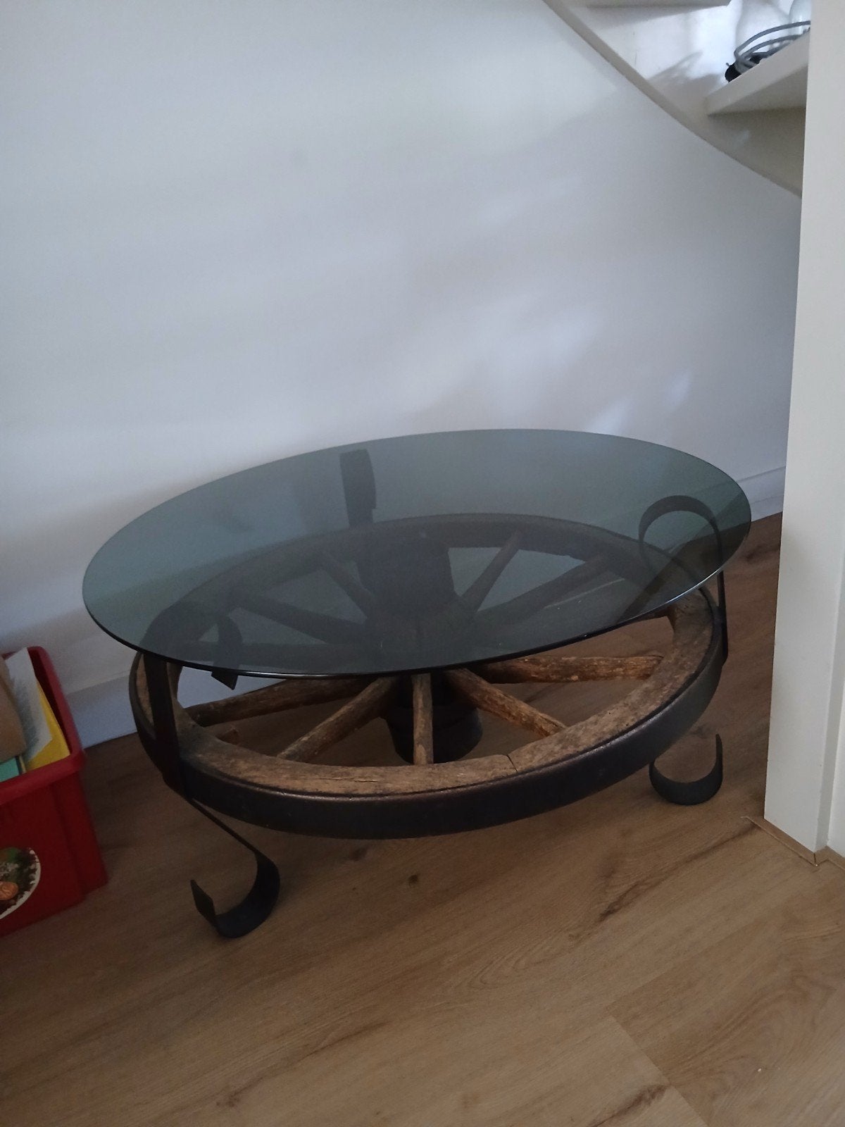karrewieltefel met glas 1970s salontafel, Huis en Inrichting, Ophalen, Gebruikt, 100 tot 150 cm, 50 tot 100 cm