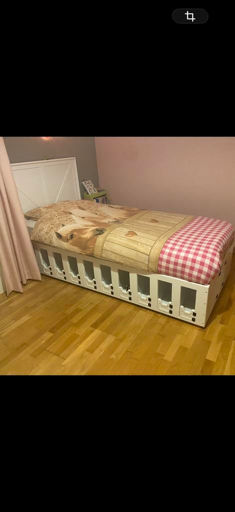 Eenpersoonsbed met paardenstallen, Ophalen, Gebruikt, 90 cm, Eenpersoons
