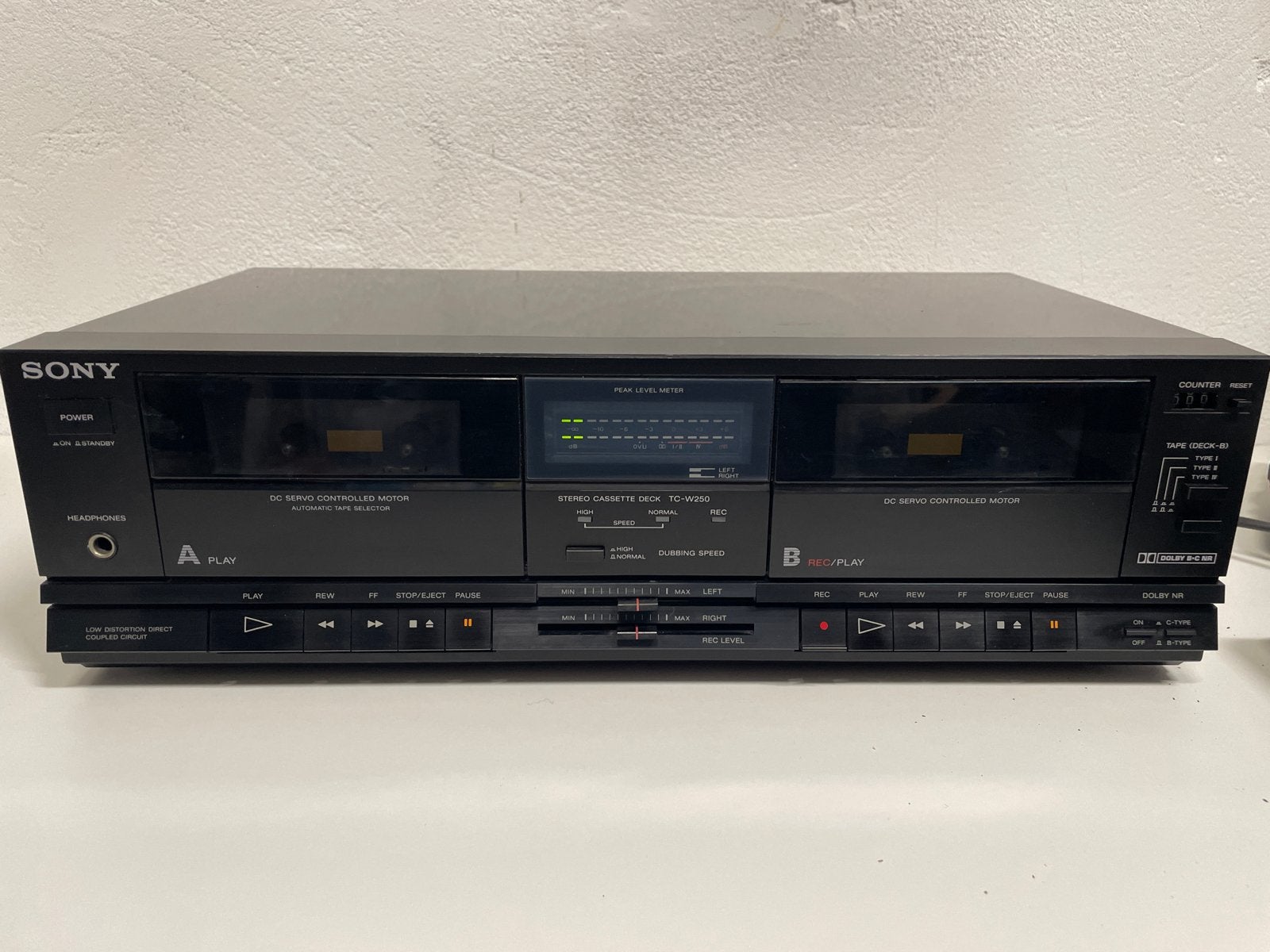 Sony Stereo Cassette Deck TC-W250 - Gaat aan, draait niet, Ophalen of Verzenden
