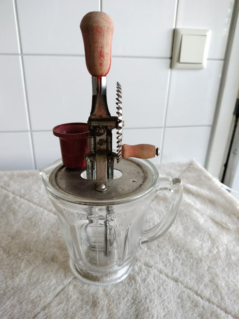 Vintage Handmixer met Glazen Maatbeker - Retro Keukenhulp, Ophalen of Verzenden