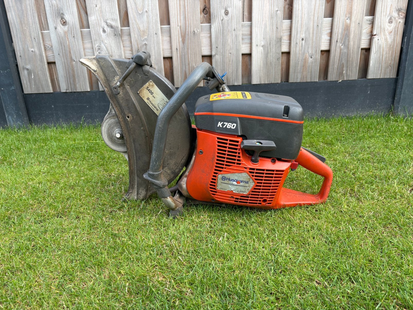 Husqvarna k760 bandenzaag 350mm, Ophalen of Verzenden, Zo goed als nieuw, Benzine