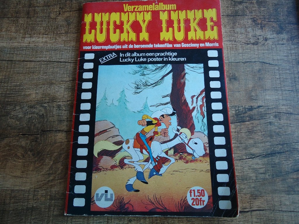3 Stickerboeken: LUCKY LUKE, WOLLE KLAVER en DE SMURFEN, Meerdere stripboeken, Verzenden, Gelezen, Diverse auteurs
