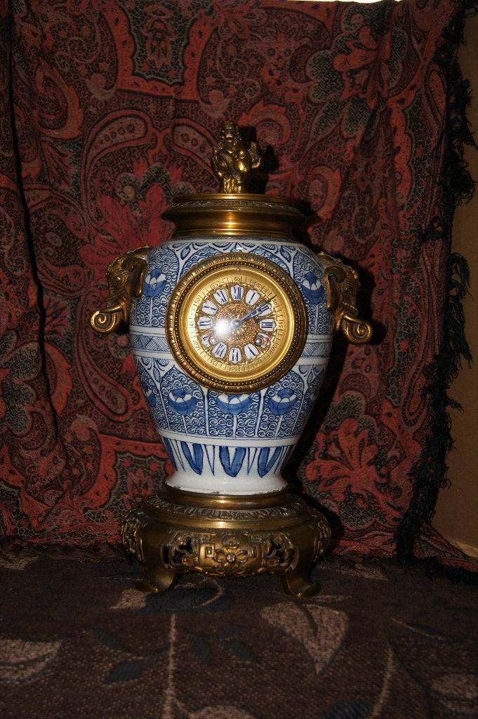 Vaas klok met bronzen ornamenten, Ophalen of Verzenden