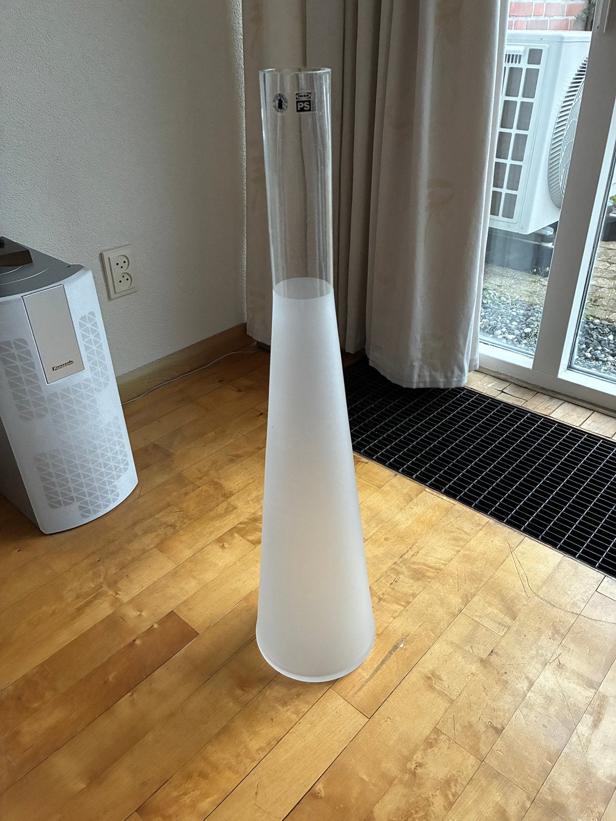 Vaas 76 x 19 x 6 cm hoog model, Ophalen of Verzenden, Zo goed als nieuw