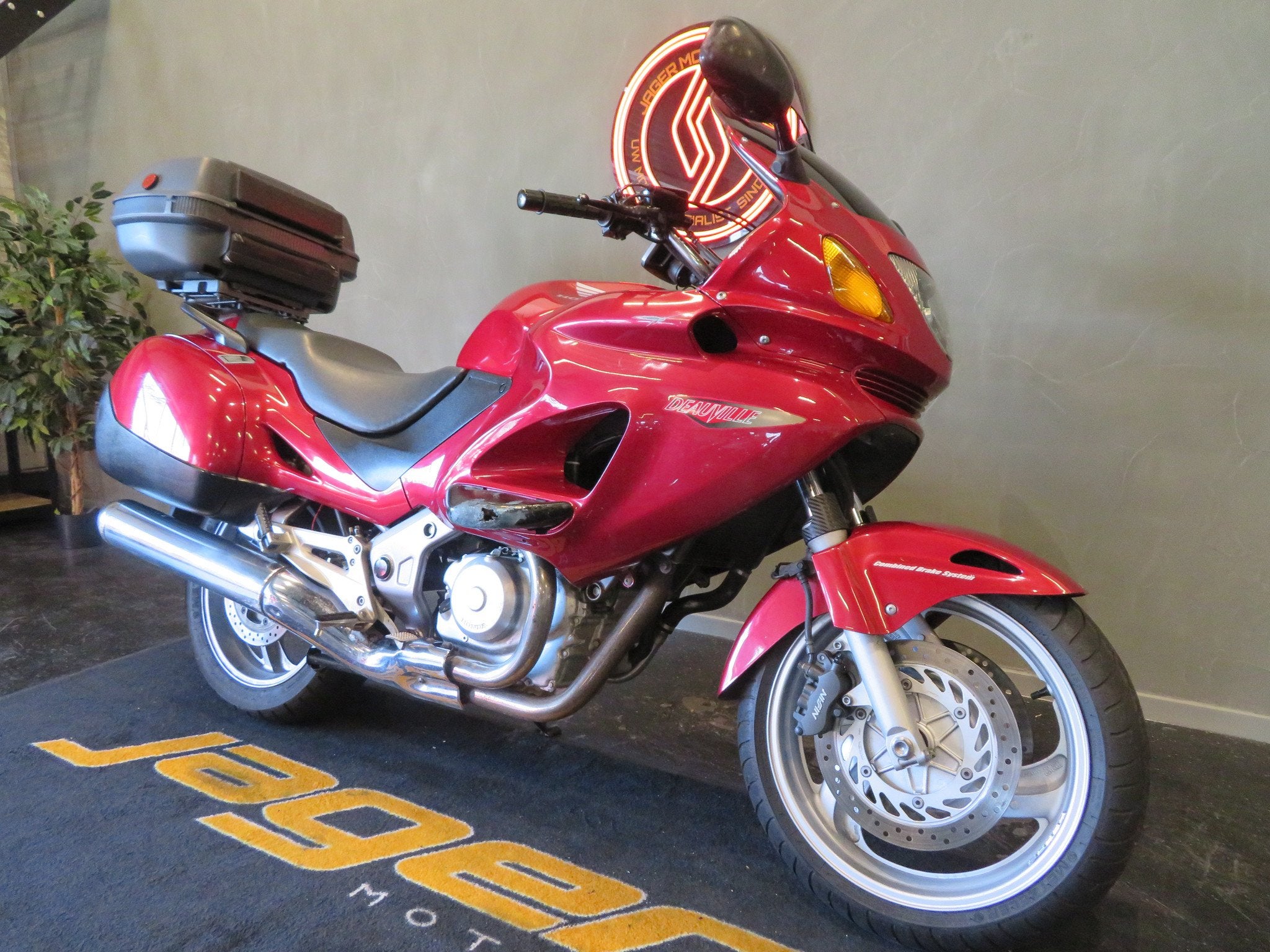 Honda NT 650 DEAUVILLE TOURBUFFEL (bj 2002), Bedrijf, Toermotor, 650 cc