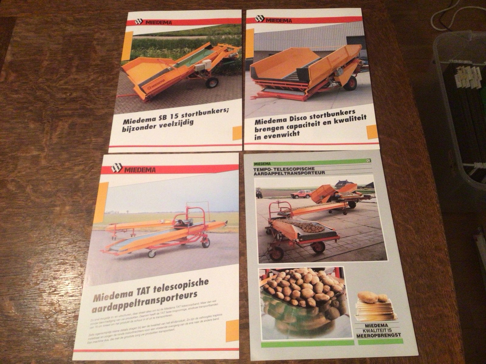 Miedema Landbouwmachines Folders - Set van 4, Ophalen of Verzenden, Gelezen, Folder