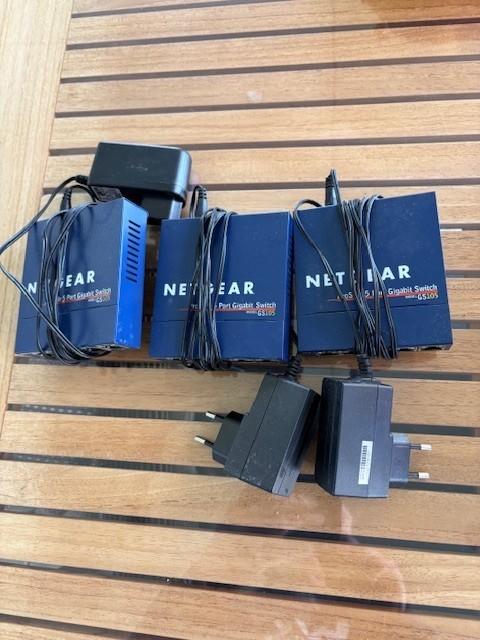 Netgaer Prosafe 5 port Gigabit switch GS105, Ophalen of Verzenden, Gebruikt