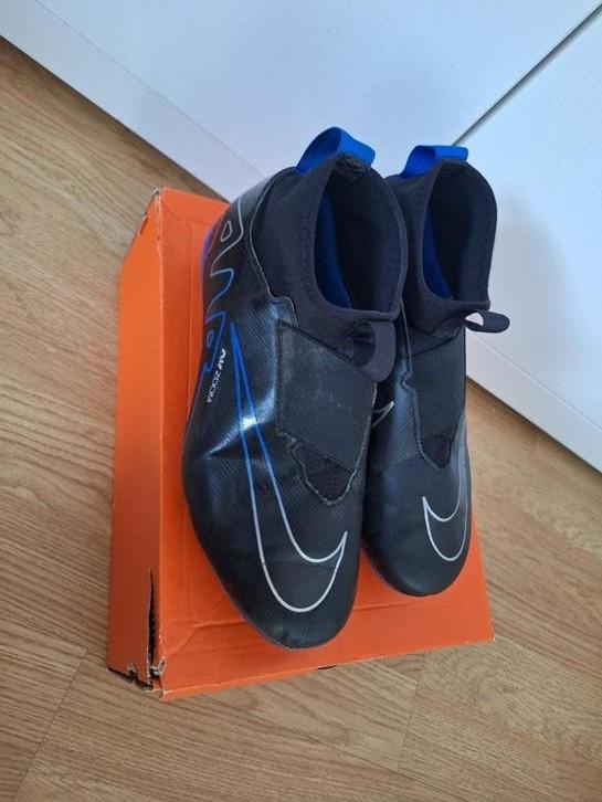 Voetbalschoenen Nike Jr zoom superfly 9 acad FG/MG maat 38, Sport en Fitness, Voetbal, Gebruikt, Maat XS of kleiner, Schoenen