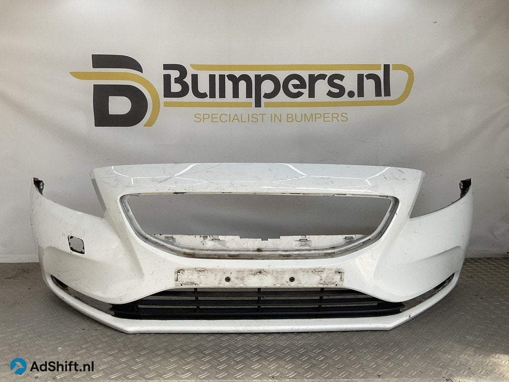 Bumper Volvo V40 Normaal 12- 31283732 Voorbumper E4-22688, Auto-onderdelen, Bumper