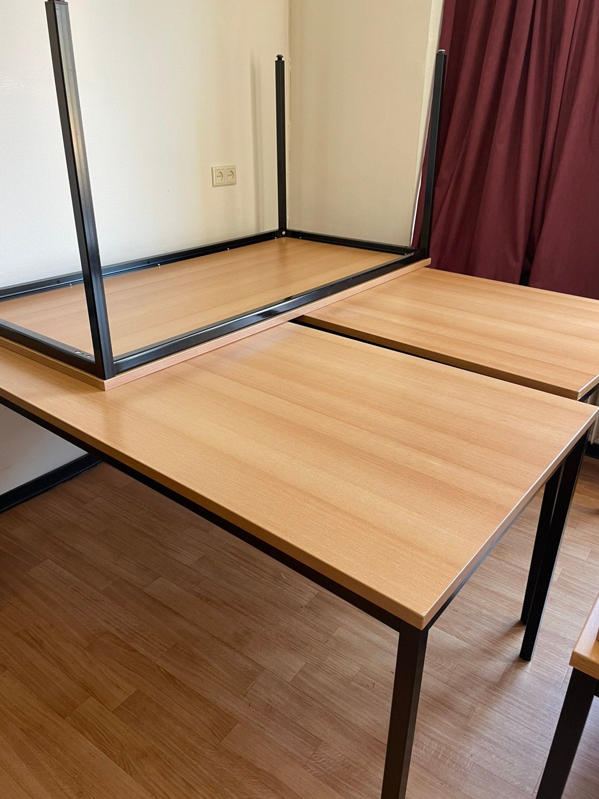 Bureau, Ophalen, Zo goed als nieuw