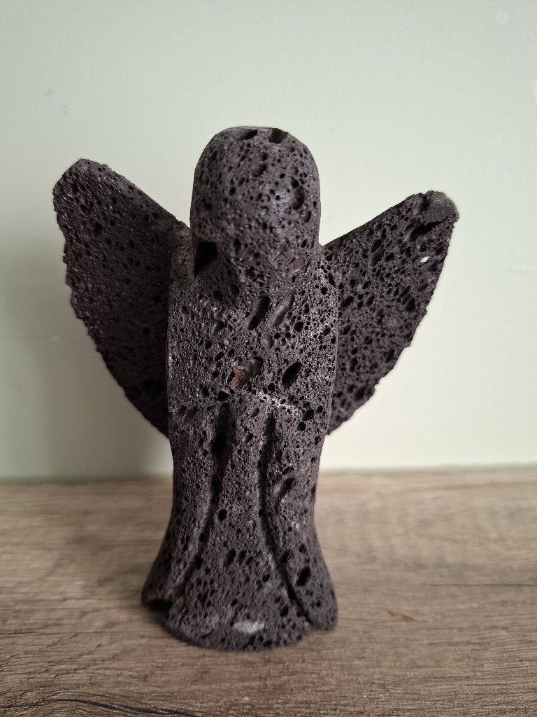 Lava stenen engel, Ophalen of Verzenden, Mineraal