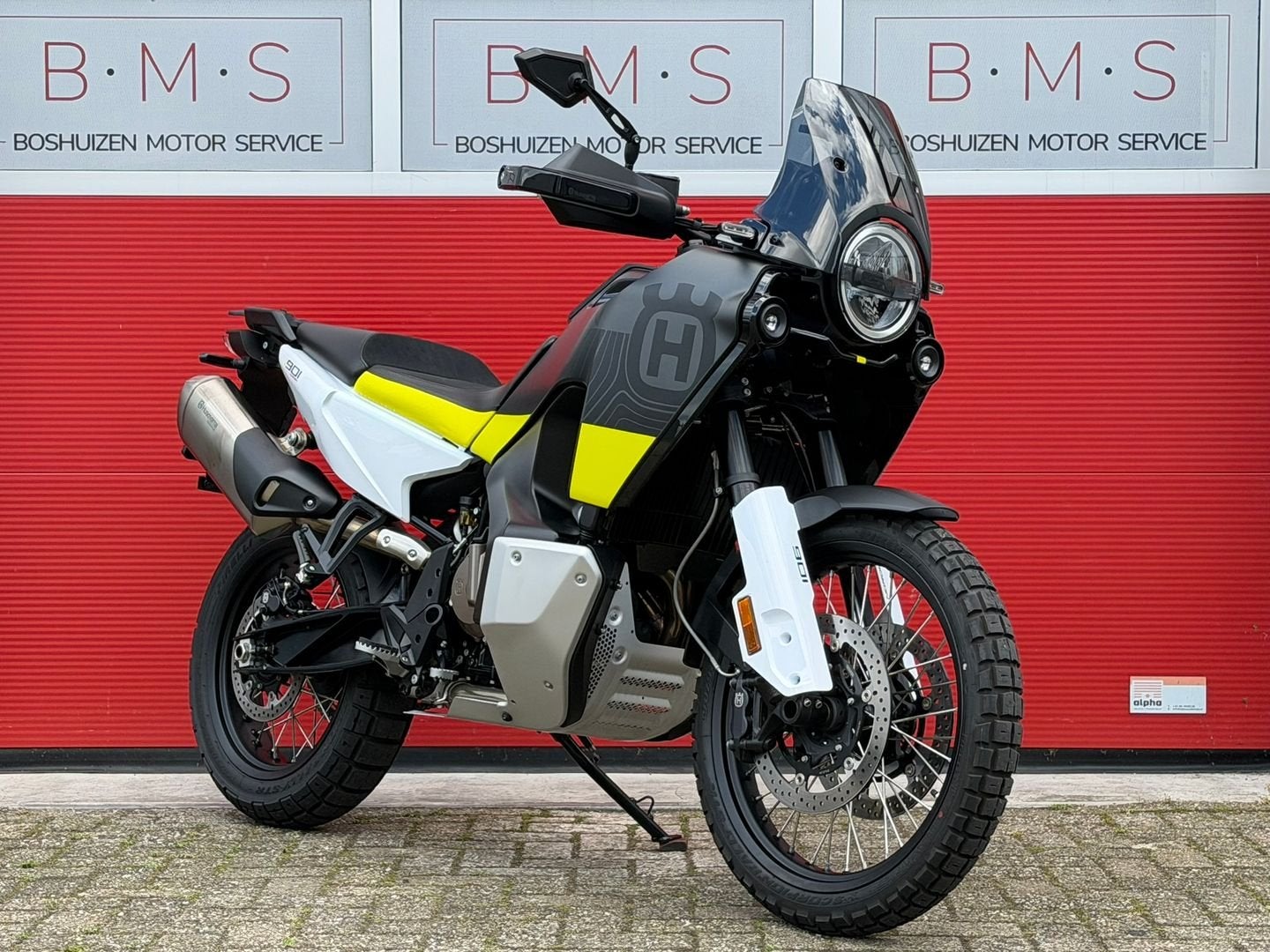 HUSQVARNA NORDEN  901 (bj 2024), 2 cilinders, Motorrijbewijs A, Onbekend, Overig