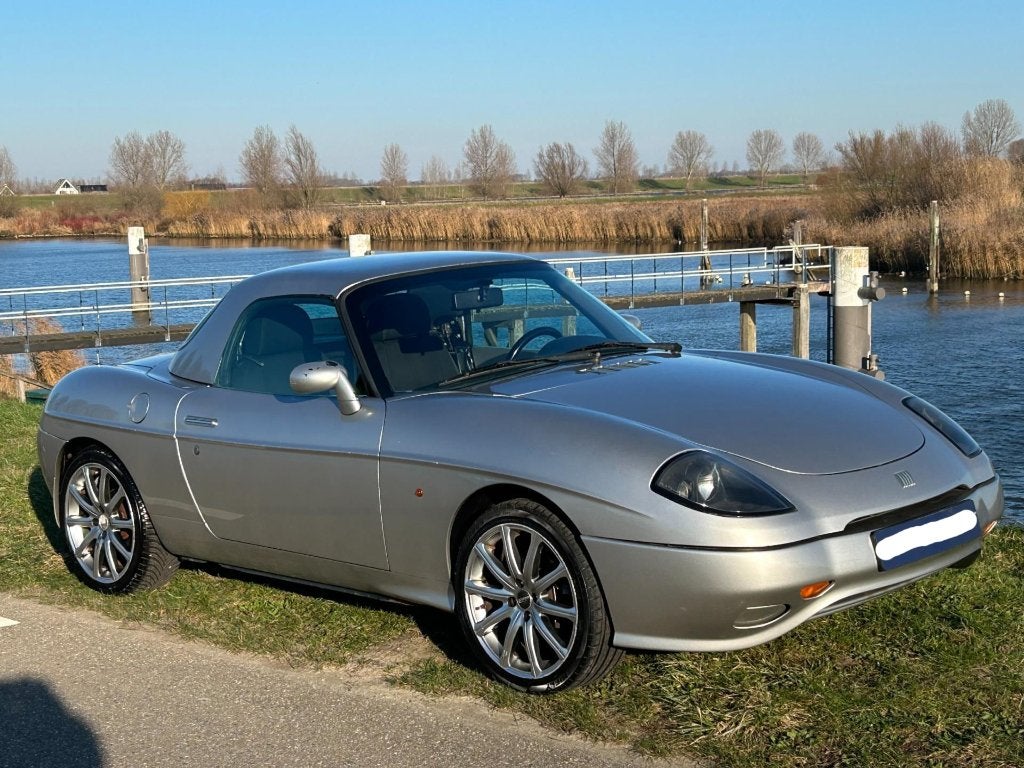 Fiat Barchetta 1.8 16V 2001 Grijs, Auto's, Voorwielaandrijving, 40 €/maand, Zwart, 4 cilinders