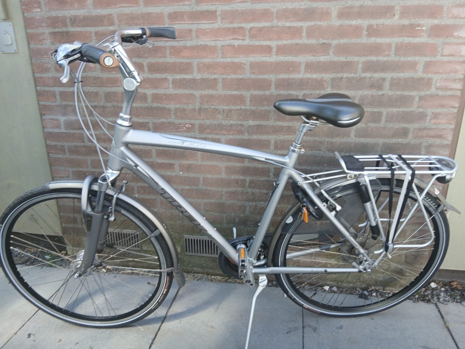 Sportieve herenfiets. kleur grijd, Fietsen en Brommers, Fietsen | Heren | Herenfietsen, Ophalen, Gebruikt, Overige merken, Versnellingen