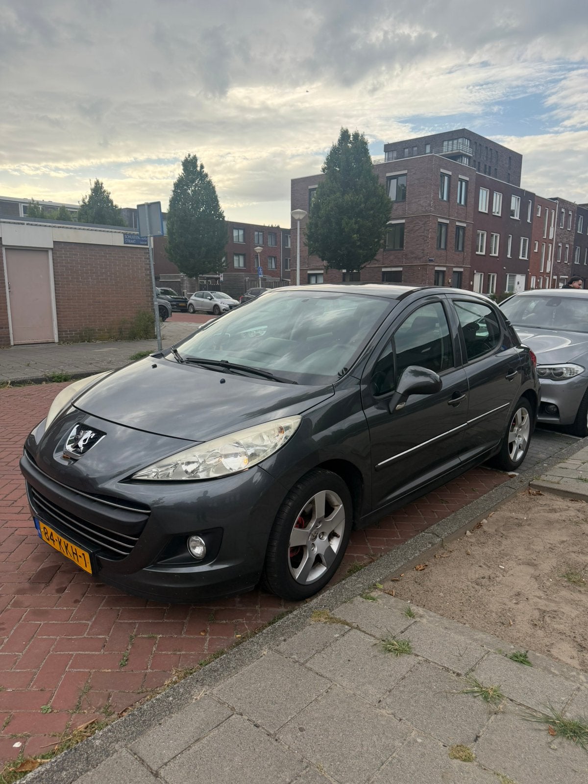 Peugeot 207 1.6 VTI 16V 5DRS 2010 Grijs, Voorwielaandrijving, Origineel Nederlands, Handgeschakeld, 17 km/l