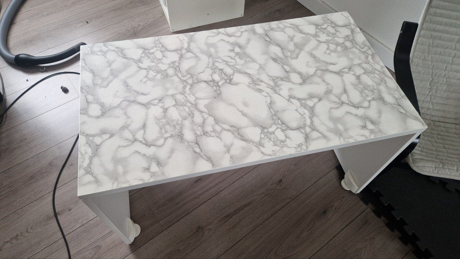 Ikea smastad speelgoedtafel/Opbergkist met marmerlookprint, Ophalen of Verzenden, Gebruikt