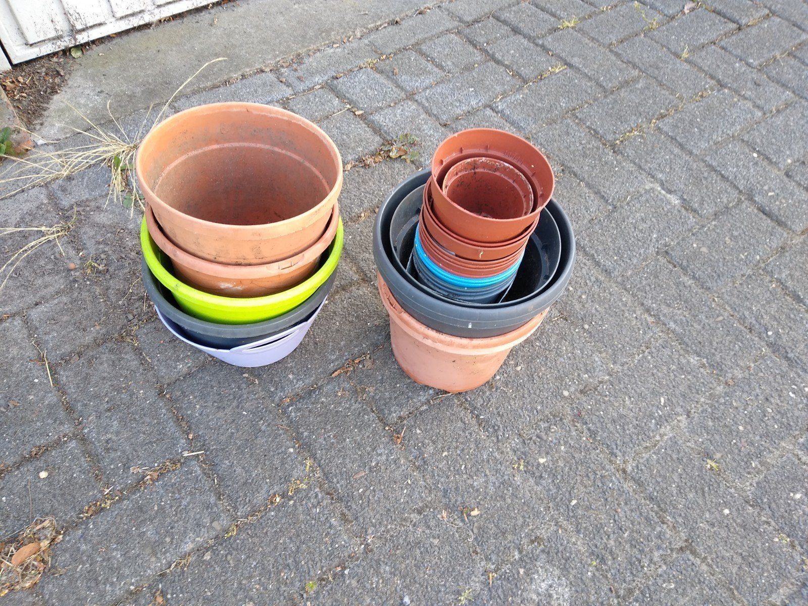Plantenpotten in verschillende maten, gratis, Ophalen, Kunststof, Gebruikt, Rond