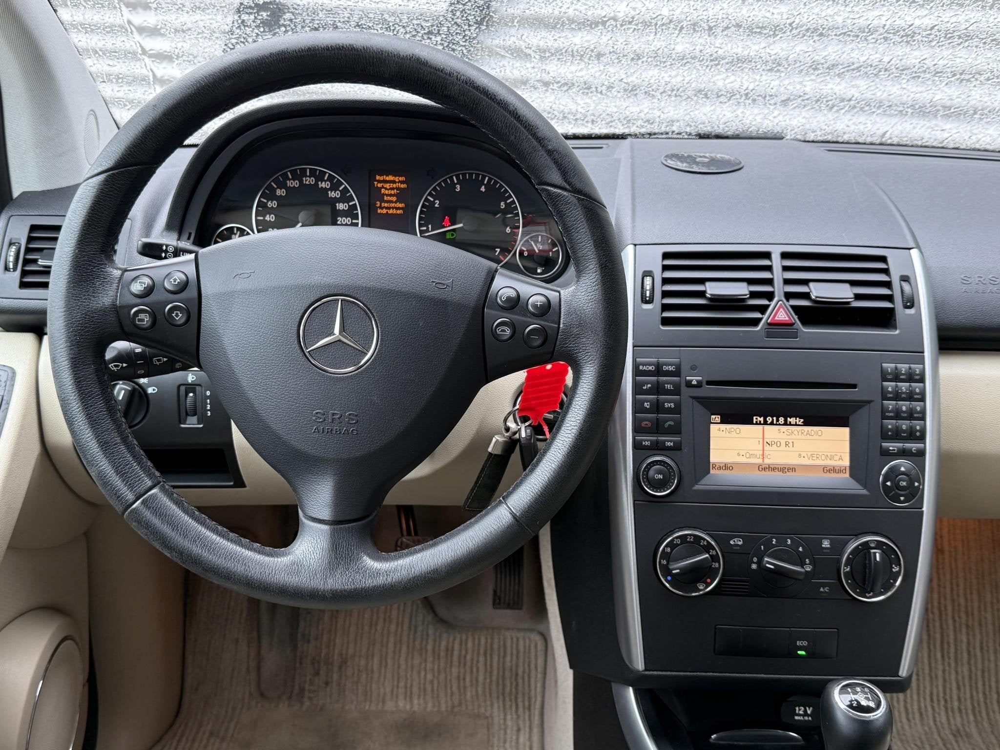 Mercedes-Benz A-klasse 160 BlueEFFICIENCY Business Class Ava, Voorwielaandrijving, Bruin, Leder en Stof, 49 €/maand