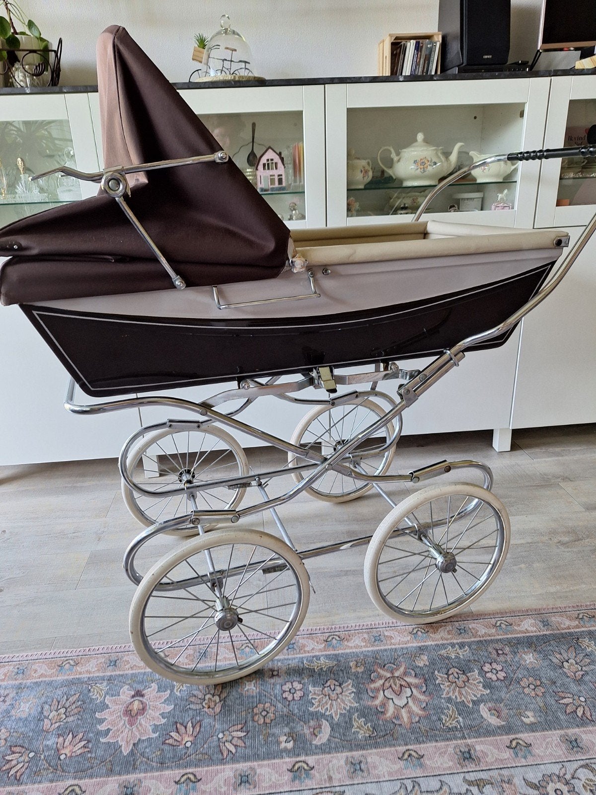 Vintage Kinderwagen - Klassiek en Stijlvol, Gebruikt, Met reiswieg, Ophalen, Kinderwagen