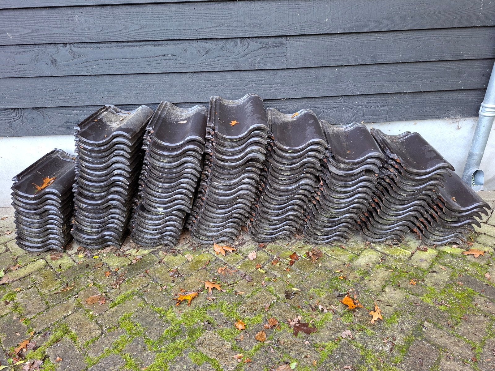 Dakpannen Nibra H10, Doe-het-zelf en Verbouw, Ophalen, Steen of Klei, Zwart, 15 m² of meer