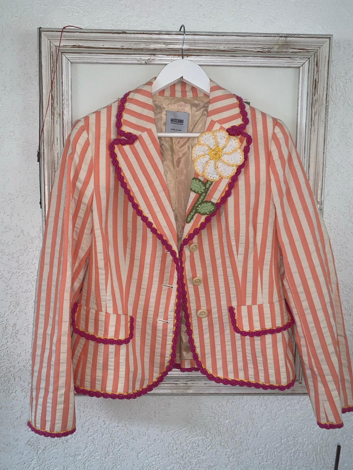 Moschino Cheap and Chic gestreepte blazer met bloem, Kleding | Dames, Ophalen of Verzenden, Zo goed als nieuw, Maat 38/40 (M)