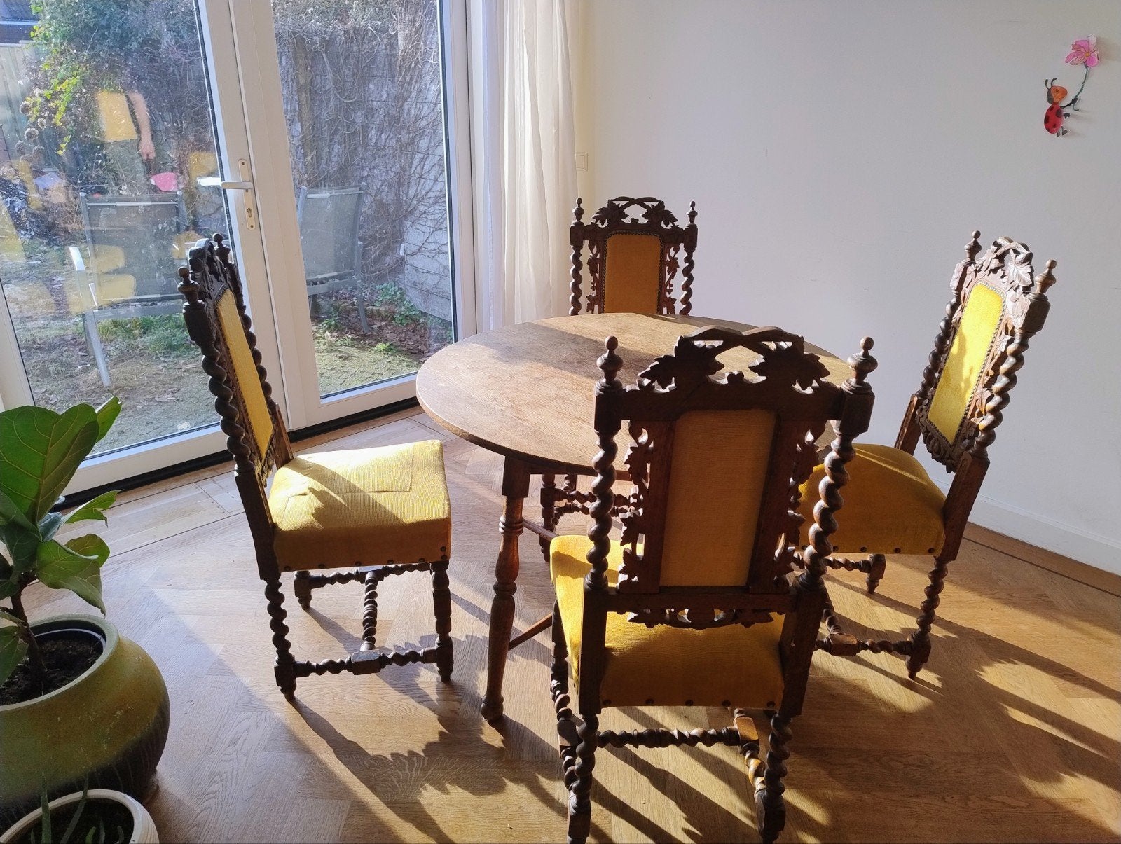 Vier antieke stoelen, Huis en Inrichting, Ophalen, Gebruikt, 4 tot 6 stoelen