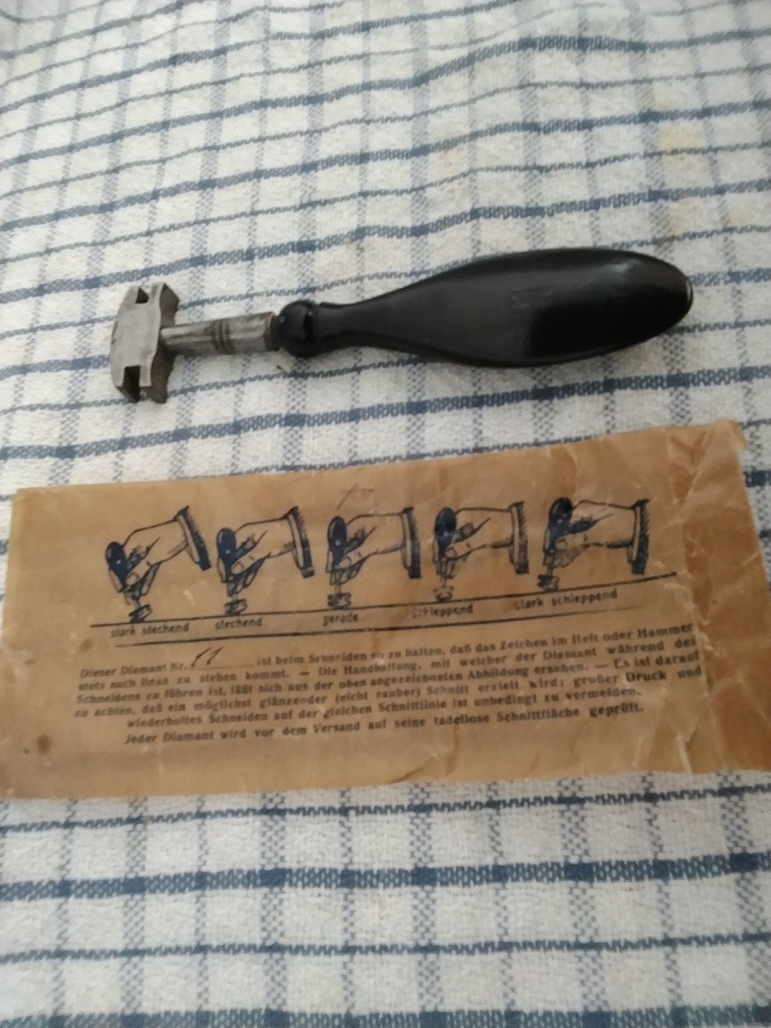 antieke glassnijder met originele verpakking, Ophalen