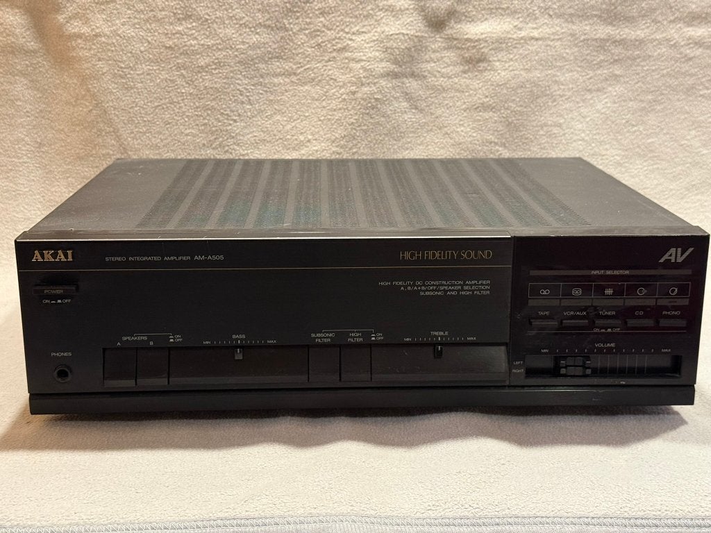 Akai AM-A505 stereo versterker, Overige merken, Ophalen of Verzenden, Zo goed als nieuw, 60 tot 120 watt