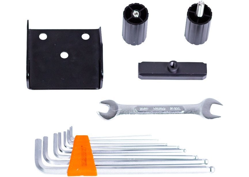 Formaatzaag Harvey met roltafel zaaghoogte 79 mm langszagen, Ophalen, Nieuw, Licht, Kleur