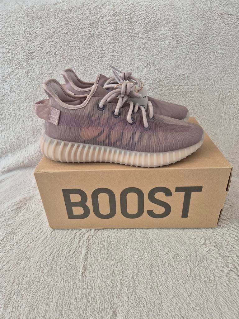 Yeezy 350 Mono Mist EU 42, Overige kleuren, Nieuw, Ophalen of Verzenden, Adidas Yeezy