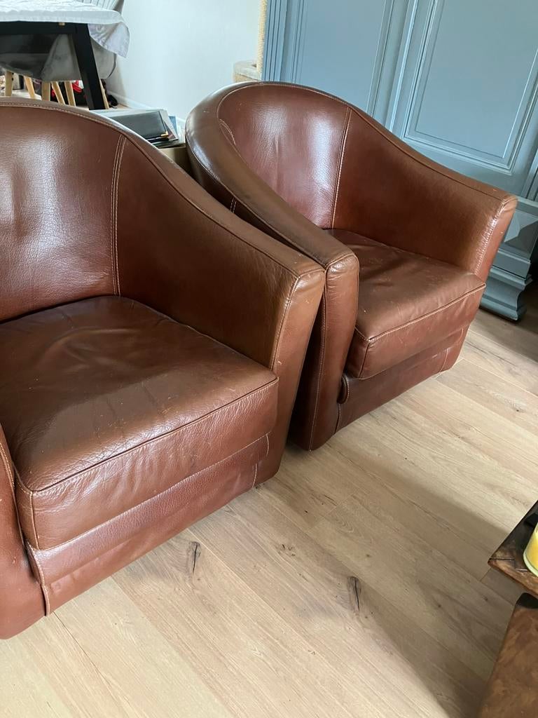 Stoeltjes bruin leer., Huis en Inrichting, Fauteuils, Gebruikt, Minder dan 75 cm, Leer, Ophalen of Verzenden