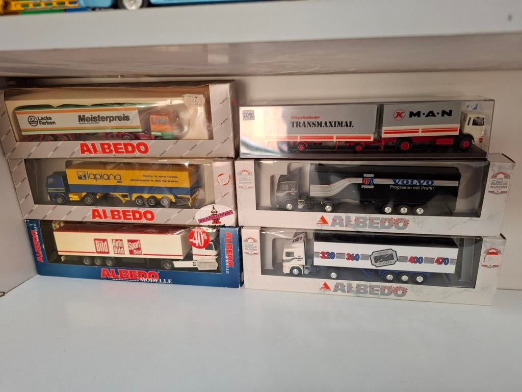 Verzameling Albedo vrachtwagens - Diverse modellen, Hobby en Vrije tijd, Modelauto's | 1:87, Ophalen of Verzenden, Zo goed als nieuw